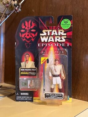 Hasbro Star Wars 1 - Obi-Wan Kenobi (Jedi Knight) w/ Lightsaber & Commlink - New